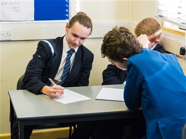 table round northgate Rich's Grammar School  Thomas Sir House Quiz Results