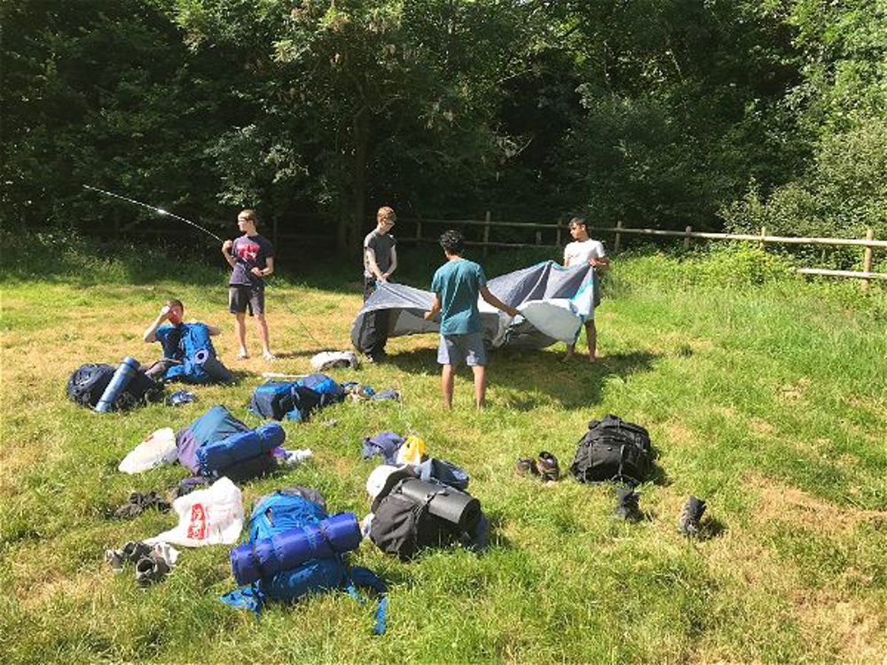 Bronze Duke of Edinburgh expedition underway - Image