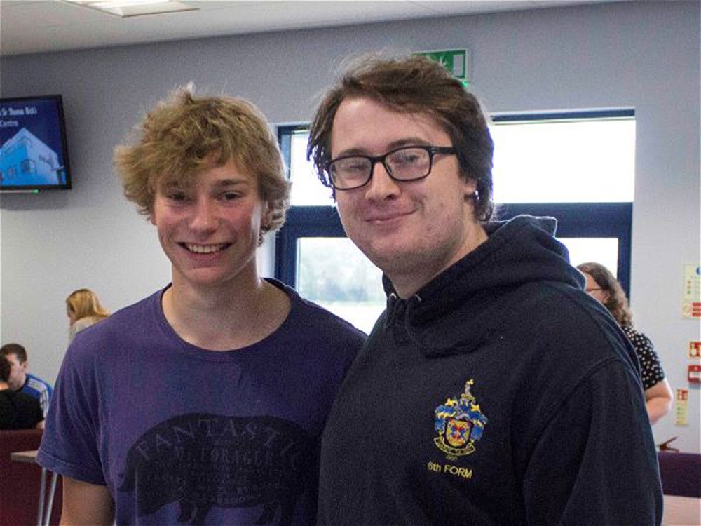 Students Celebrate A Level Success - Image