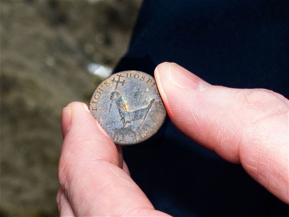Early STRS School Button Donated to Archives - Image