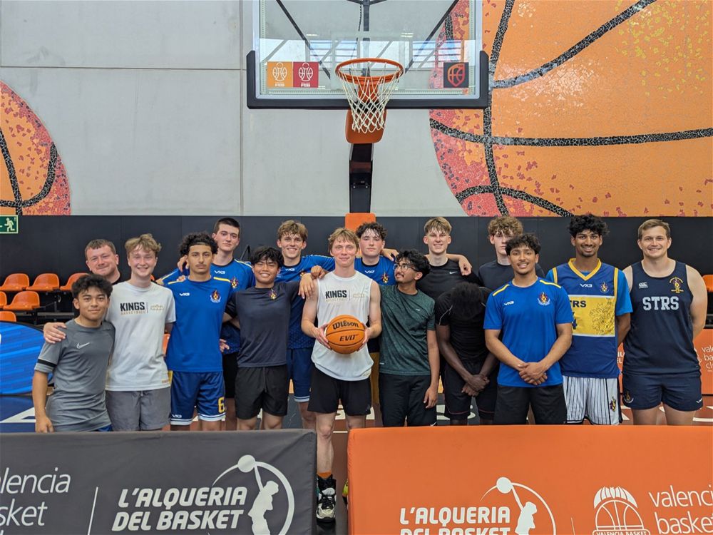 Basketball Valencia Tour - Image
