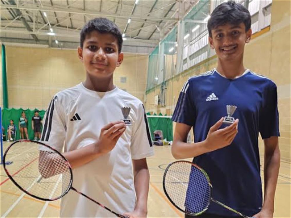 Badminton Doubles Silver - Image