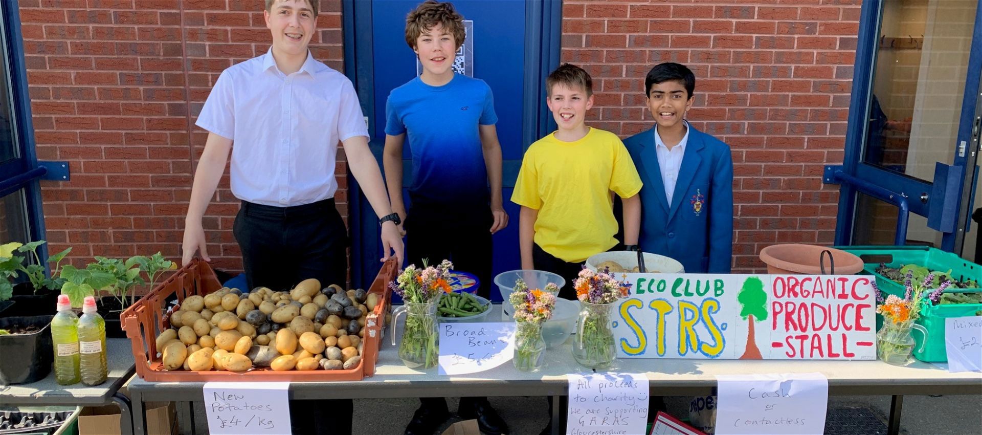 Growing and Gardening Club Raise £206.50 for Local Charities