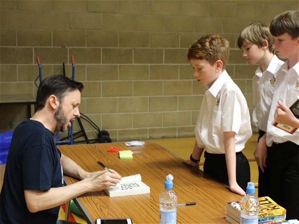 Author Steve Cole Visits STRS - Image