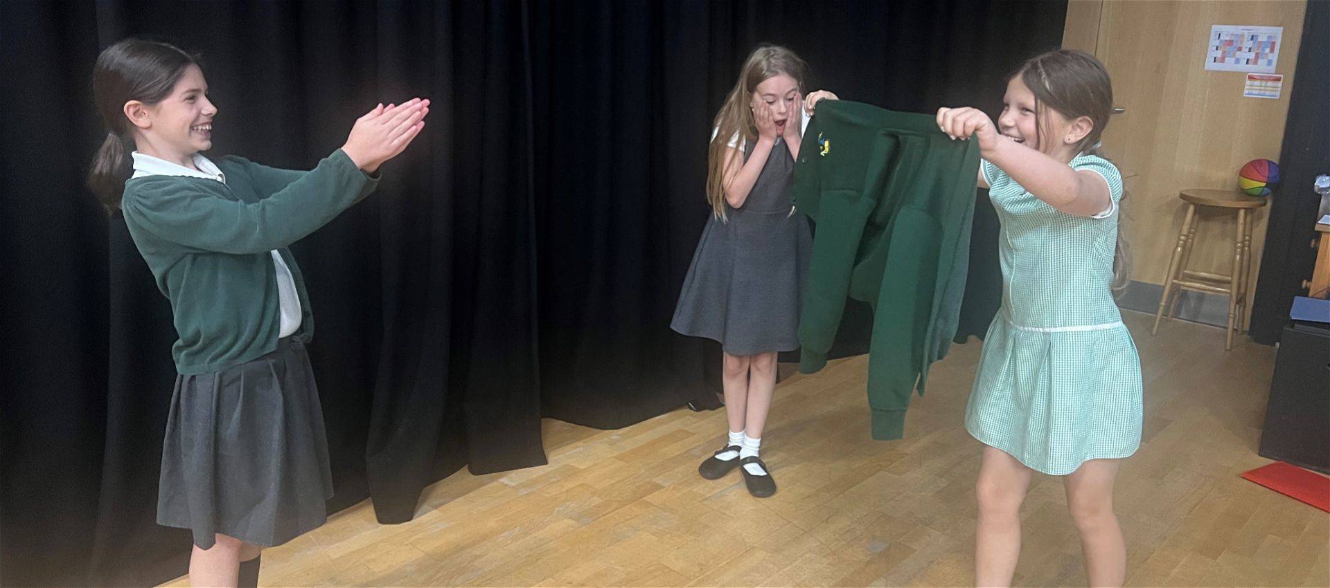 Local Primary Pupils Enjoy Shakespeare Workshop