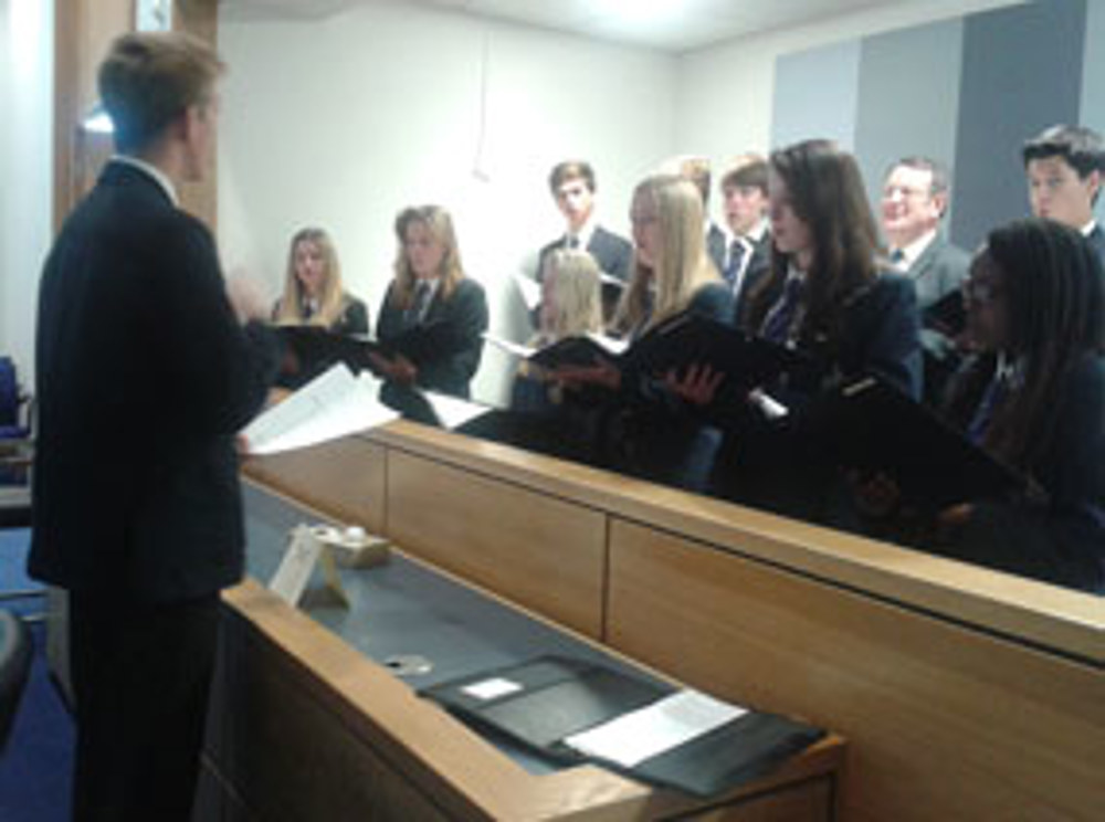 Chamber Choir sing for the Deputy Lieutenant - Image