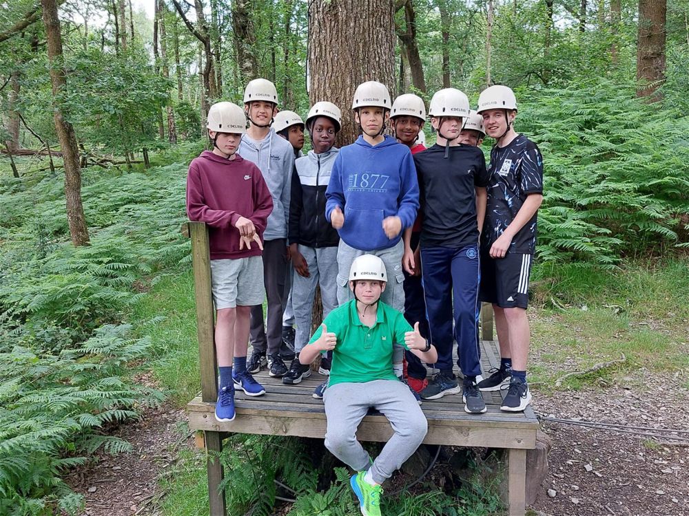 Year 8 Enjoying Lakeside - Image