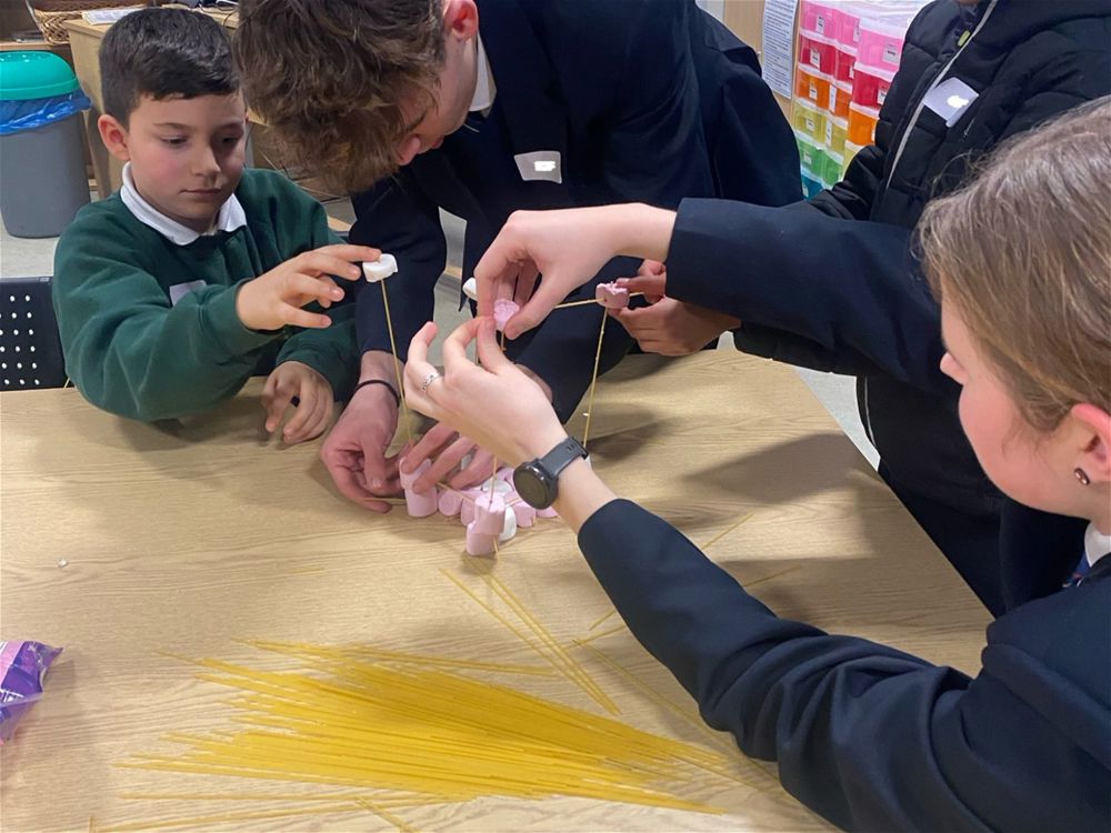 Year 4 and 5 Pupils Enjoy Mentoring Session - Image