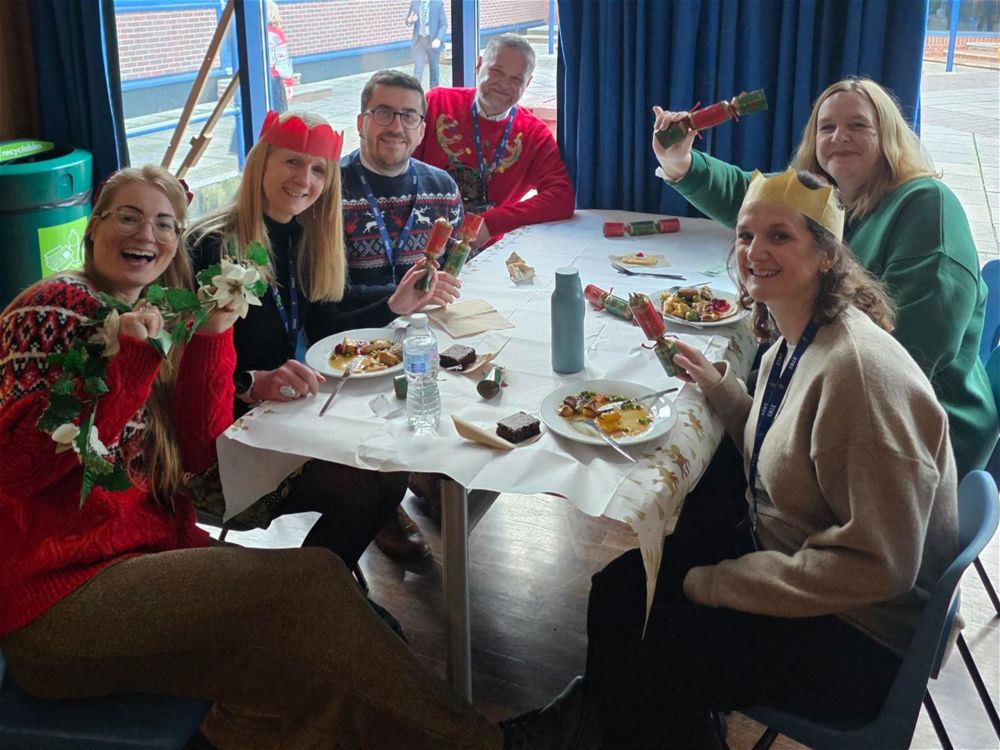 School Christmas Lunch - Image