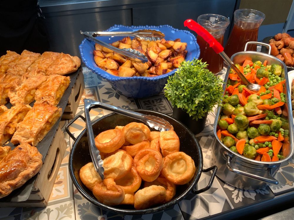 School Christmas Lunch - Image